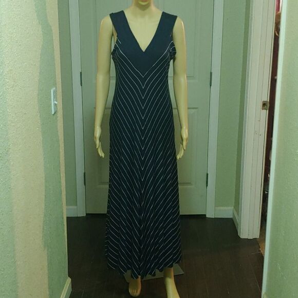 Comfy sundress - Picture 1 of 5